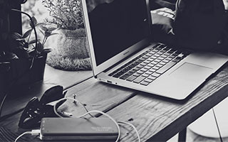 双目标锁定！利物浦中场大换血，巴雷拉+吉布斯·怀特能救场吗？